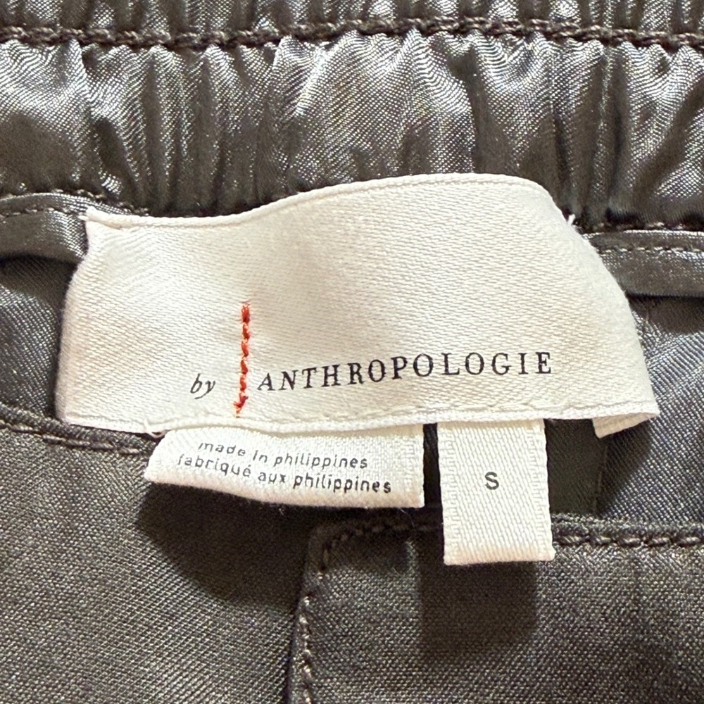 ANTHROPOLOGIE Shimmery Charcoal Gray Satin Cargo Joggers Pants EUC Size Small - Picture 7 of 7
